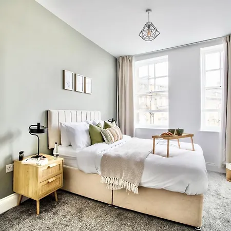 The Yorkshire Crown - Luxury - Free Parking Nearby Apartment Harrogate
