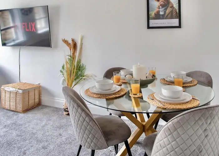 The Yorkshire Crown - Luxury - Free Parking Nearby Apartman Harrogate